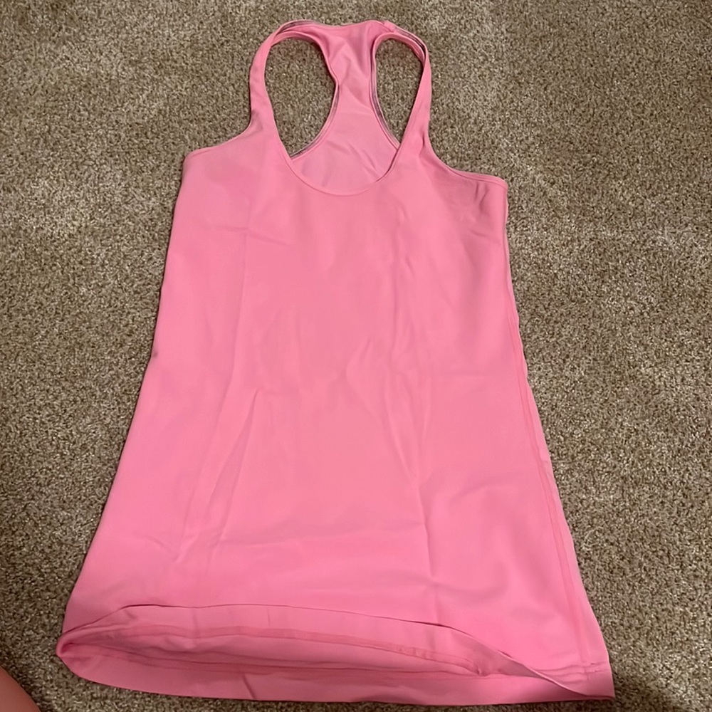 Lululemon tank